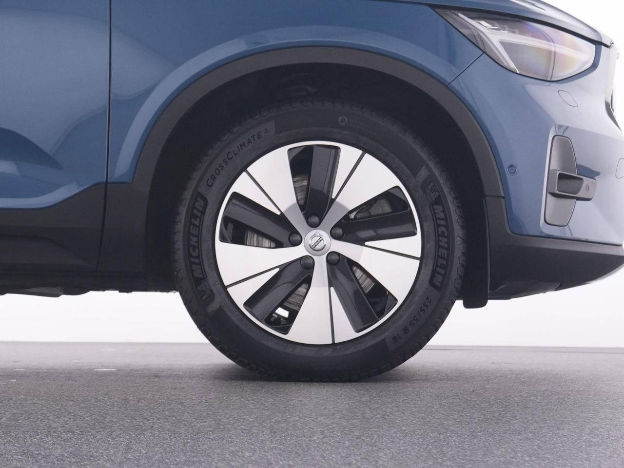Volvo  XC 40