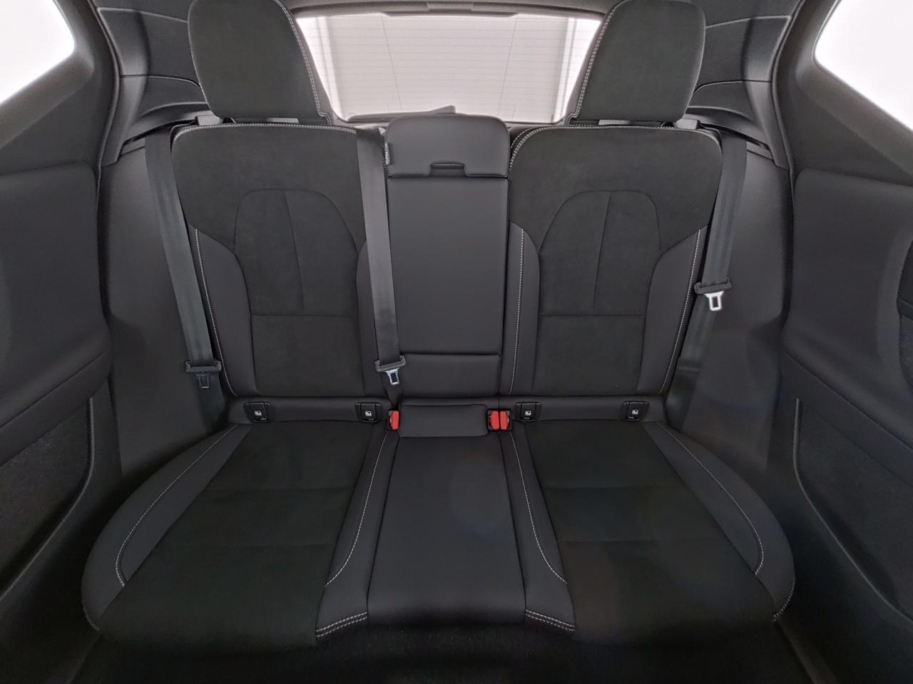 Volvo  XC 40