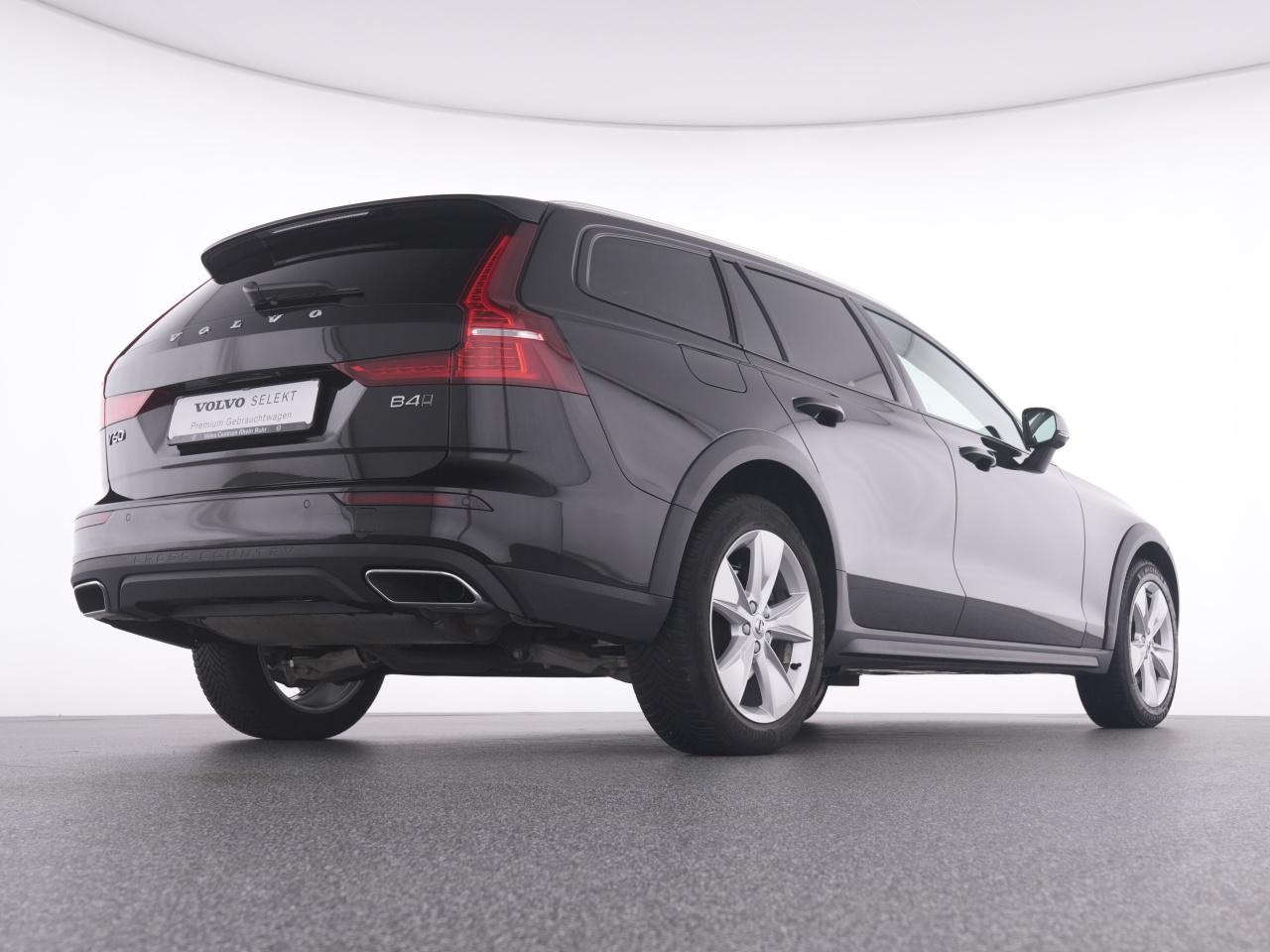 Volvo  CC