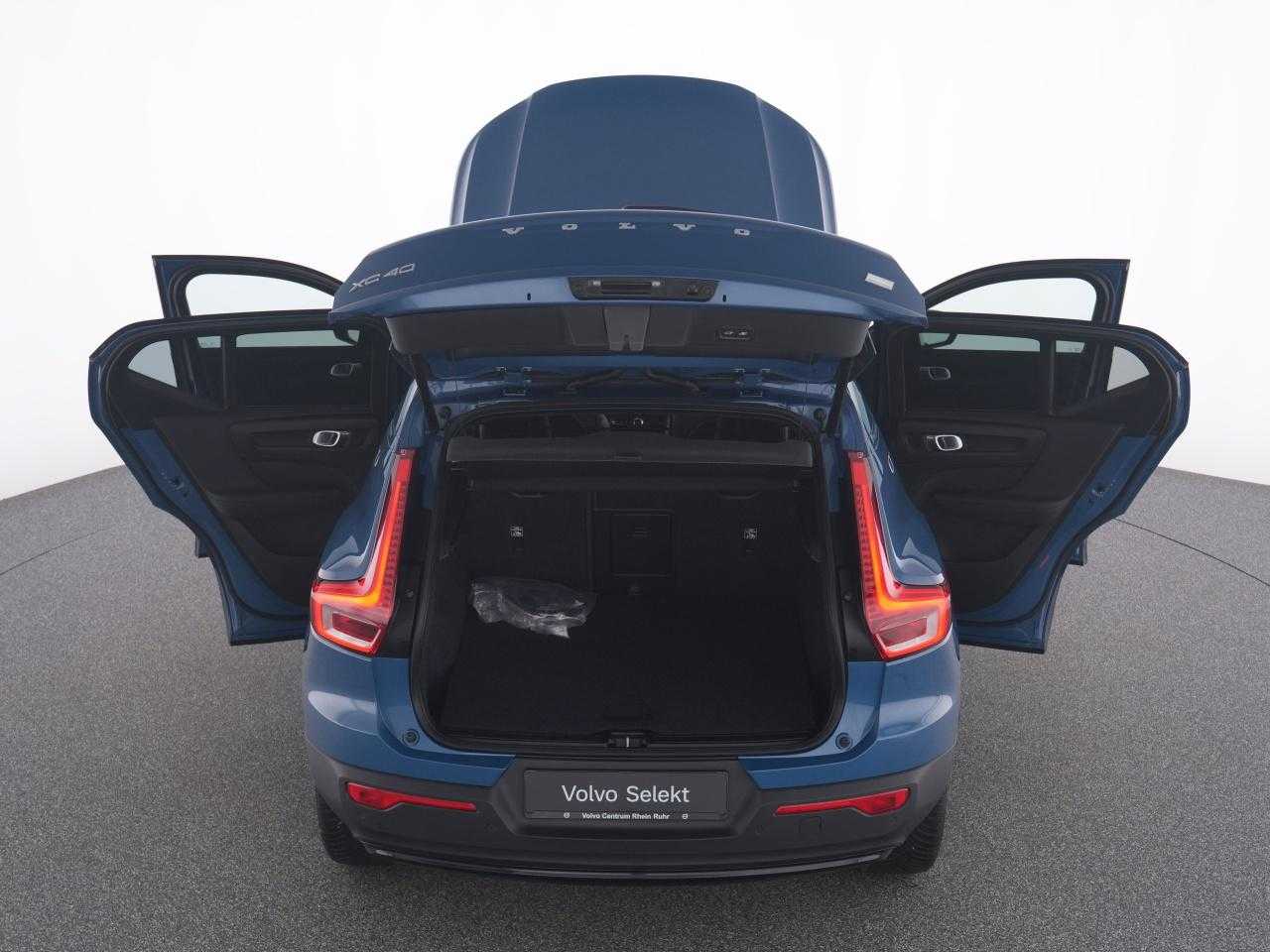 Volvo  XC 40