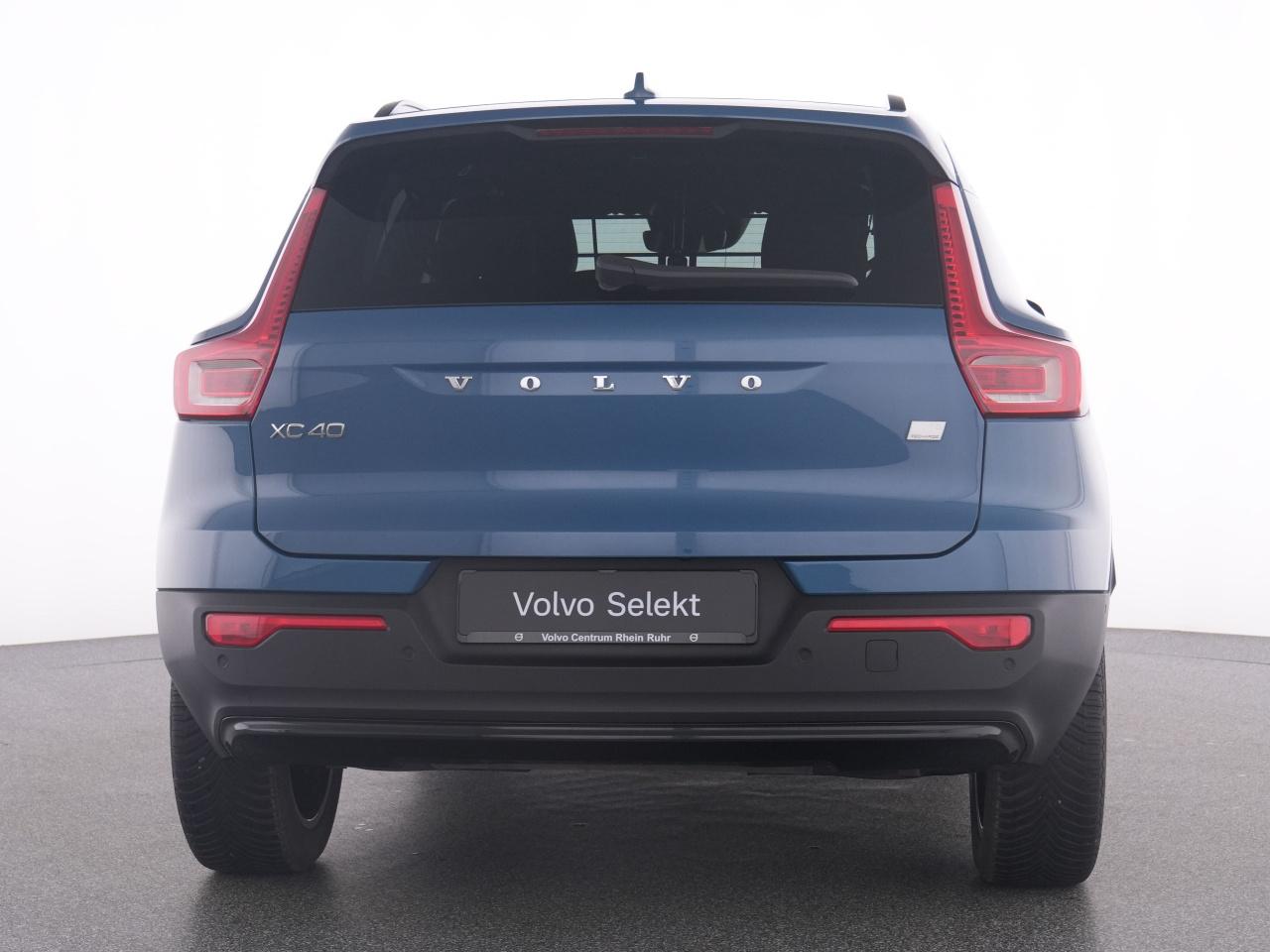 Volvo  XC 40