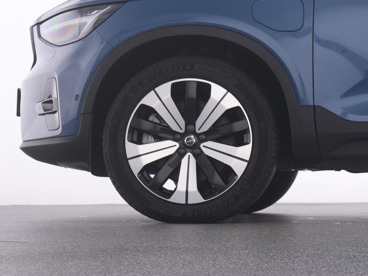 Volvo  XC 40