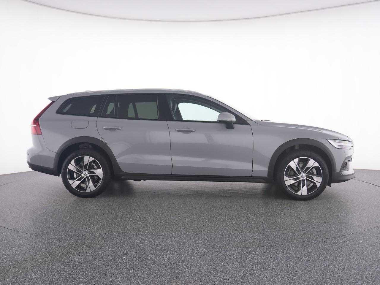 Volvo  CC