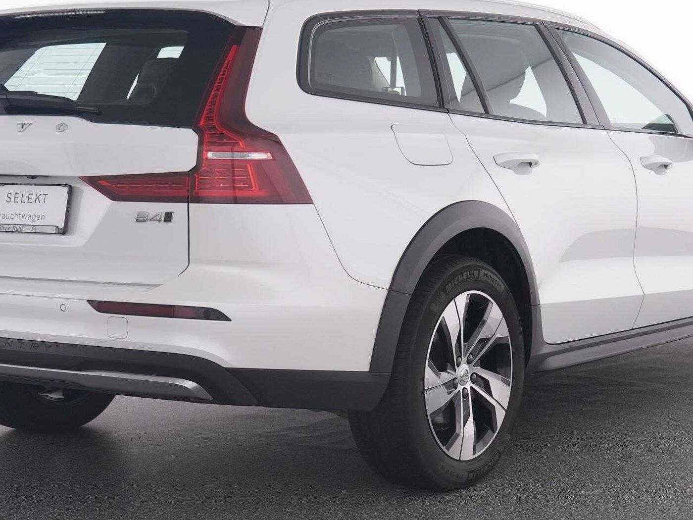 Volvo  CC