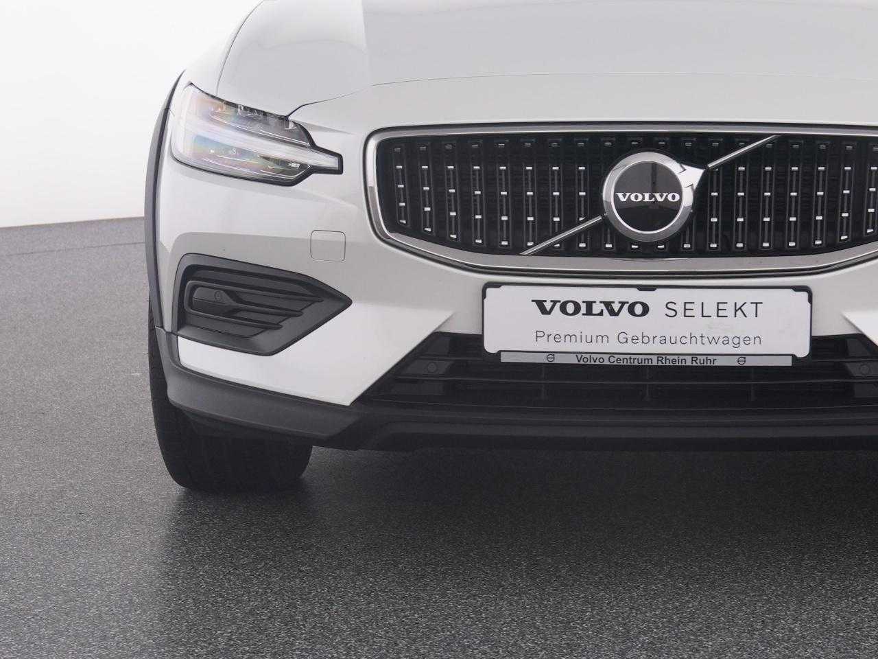 Volvo  CC