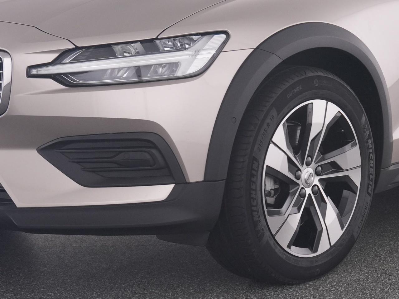 Volvo  CC