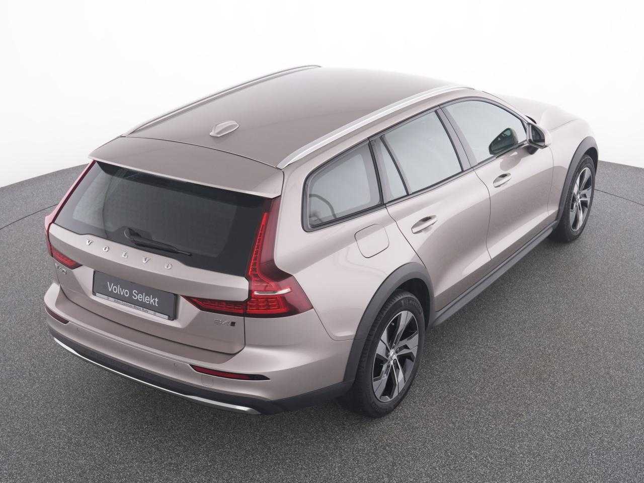 Volvo  CC
