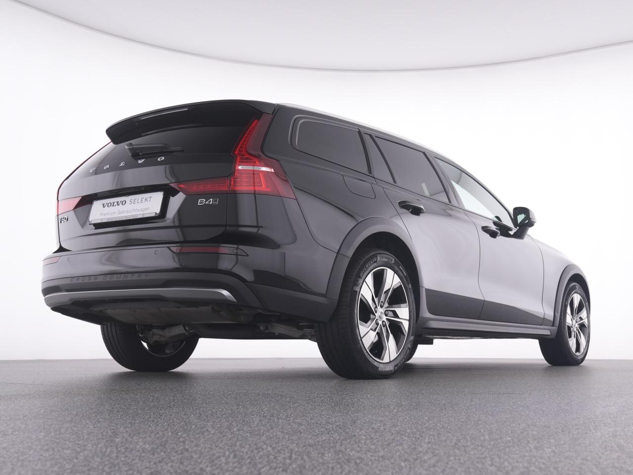 Volvo  CC