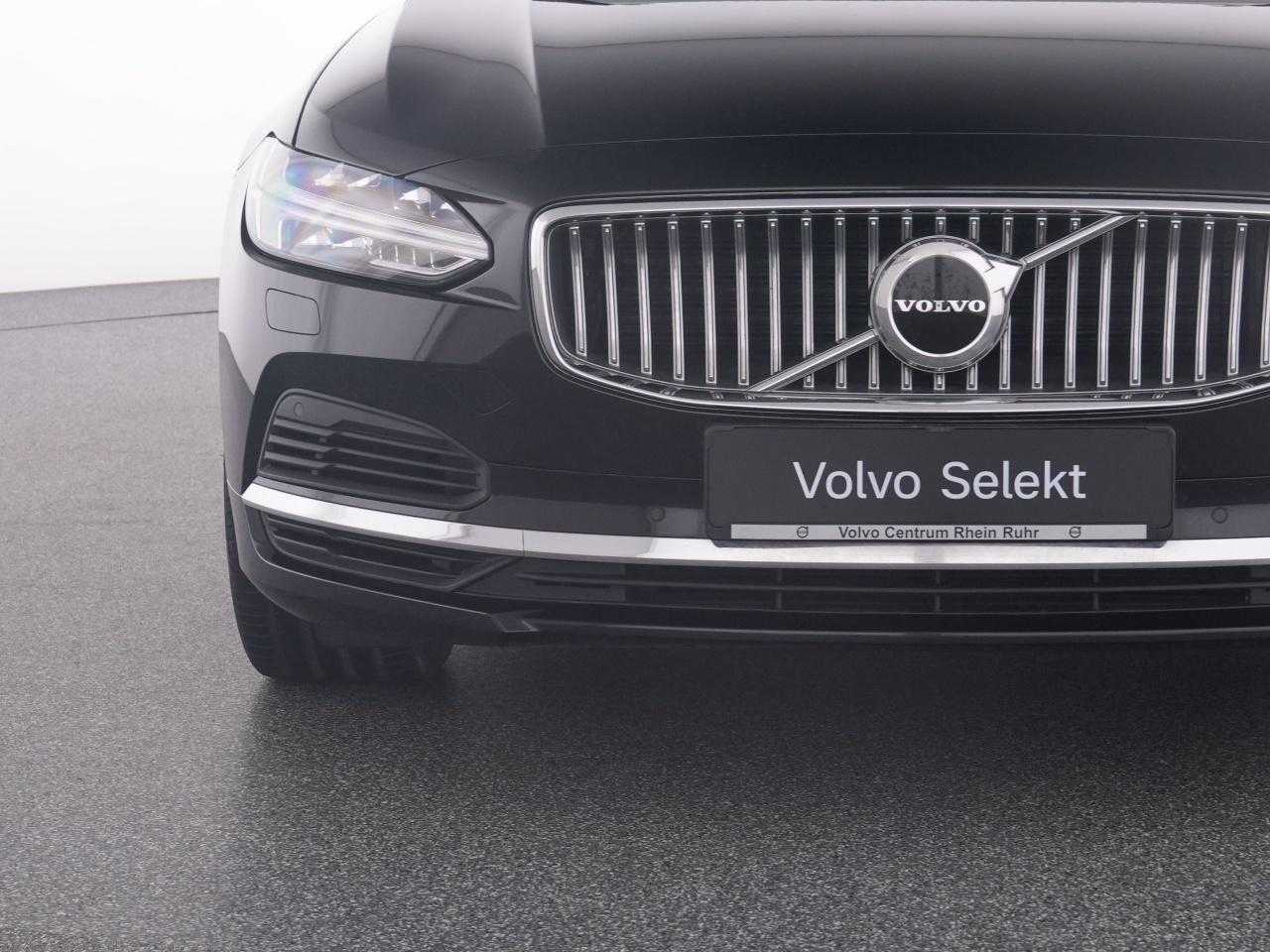 Volvo  V90