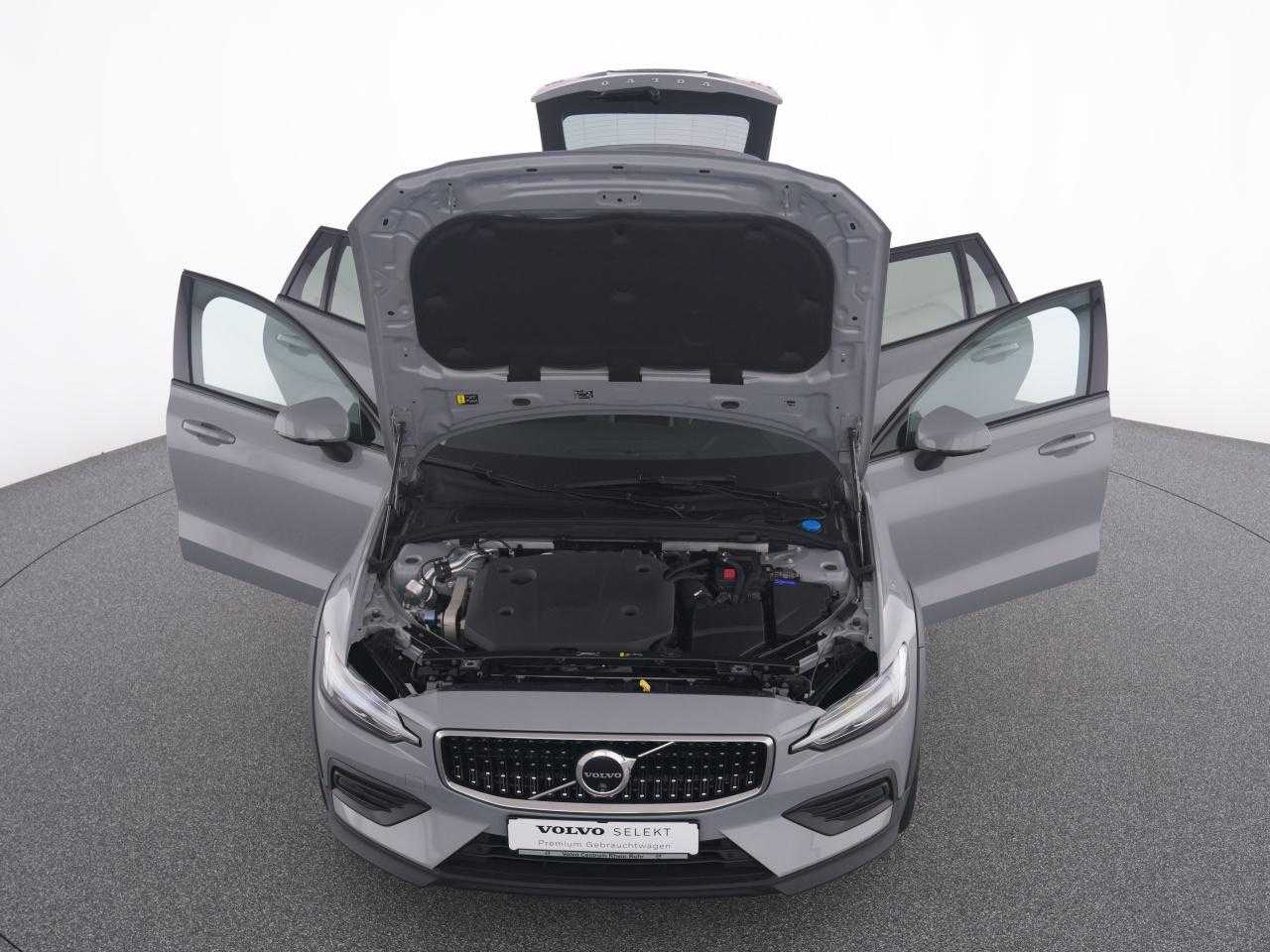 Volvo  CC