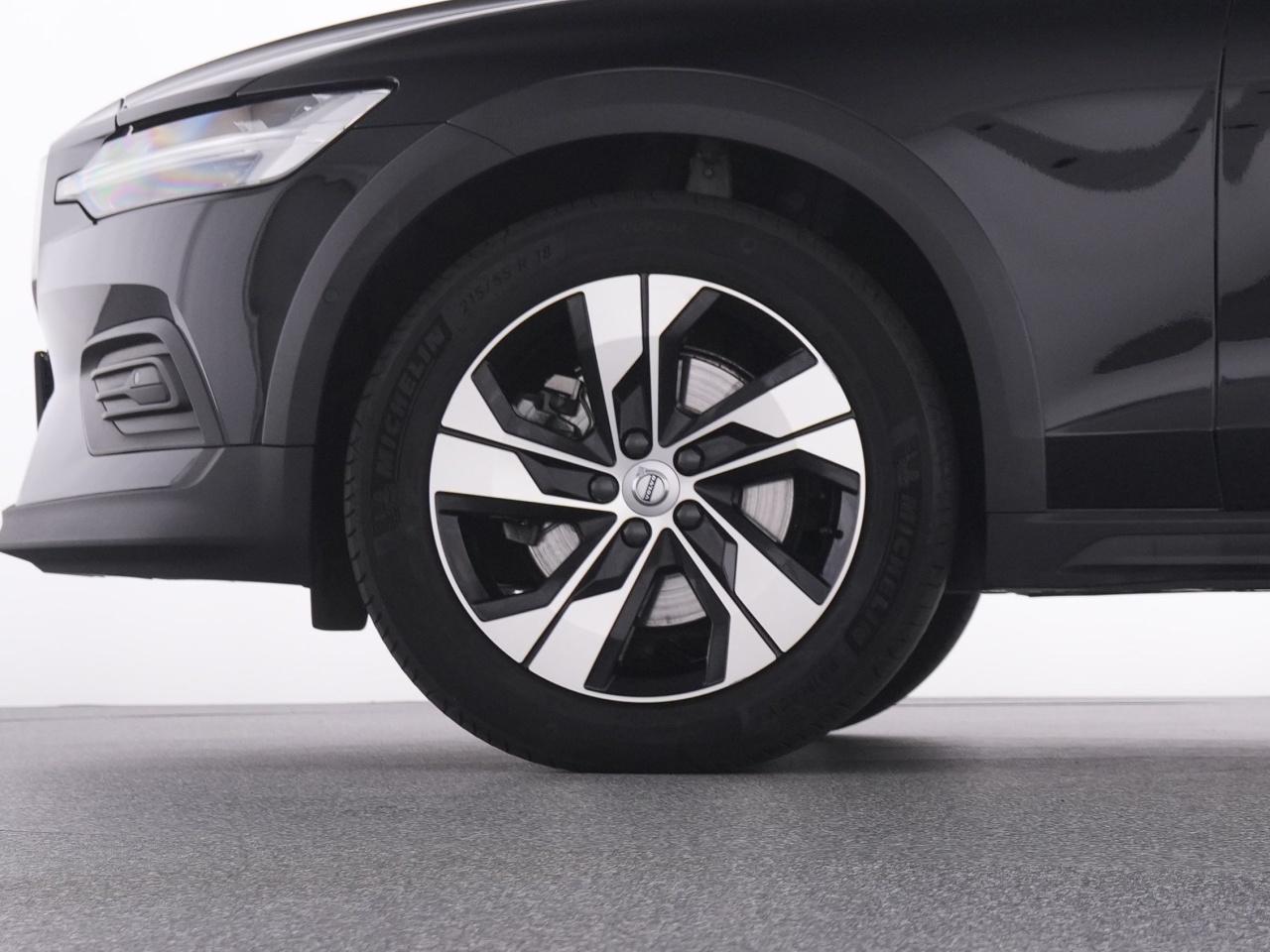 Volvo  CC