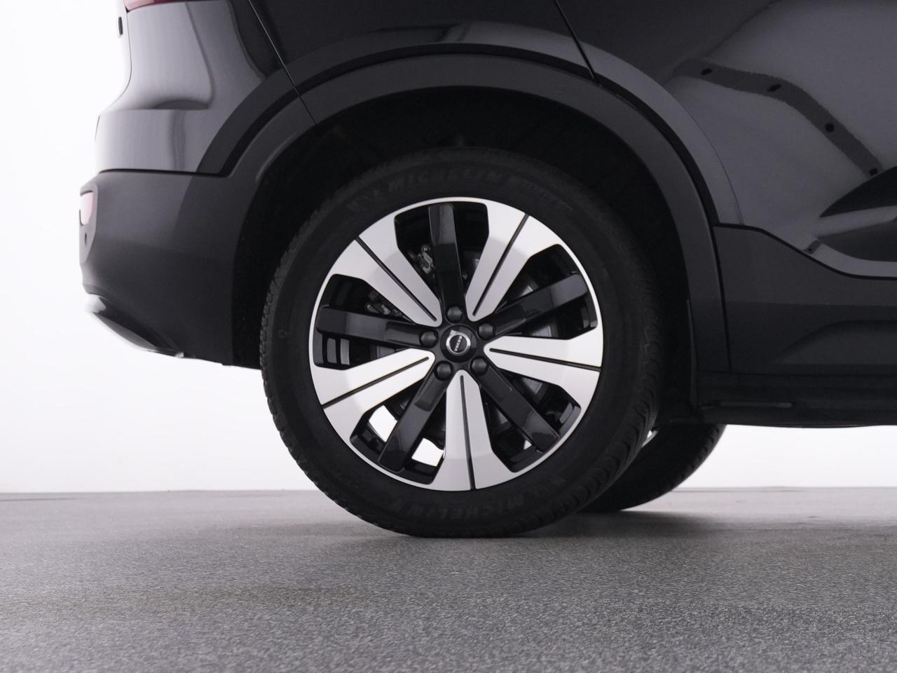 Volvo  XC 40