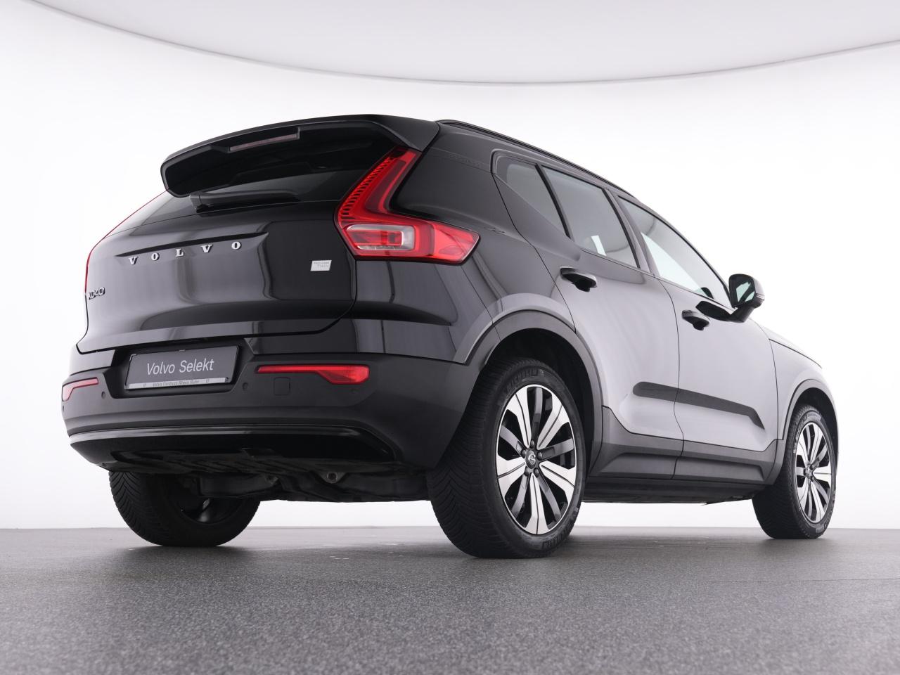 Volvo  XC 40