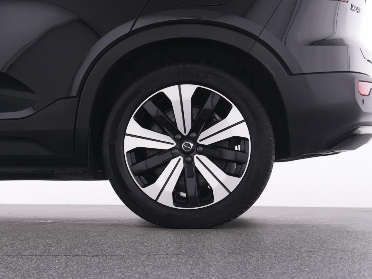 Volvo  XC 40