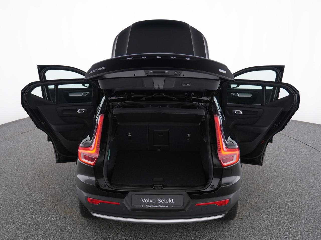 Volvo  XC 40
