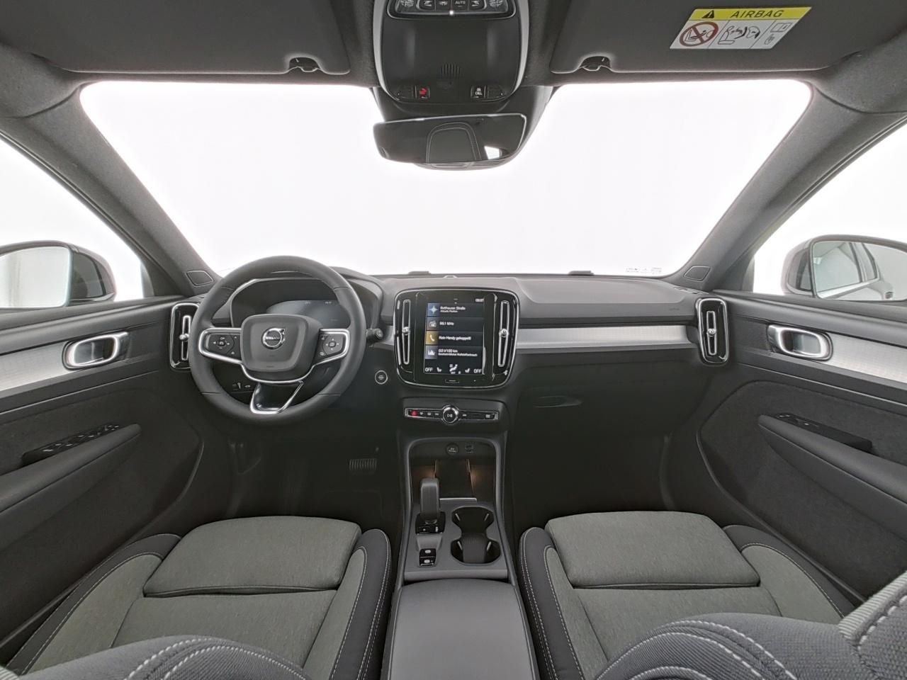 Volvo  XC 40