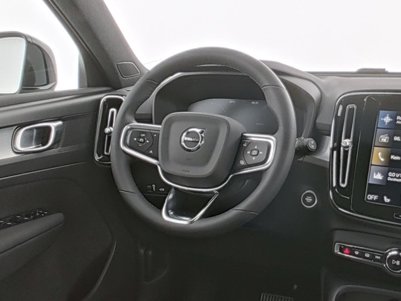 Volvo  XC 40