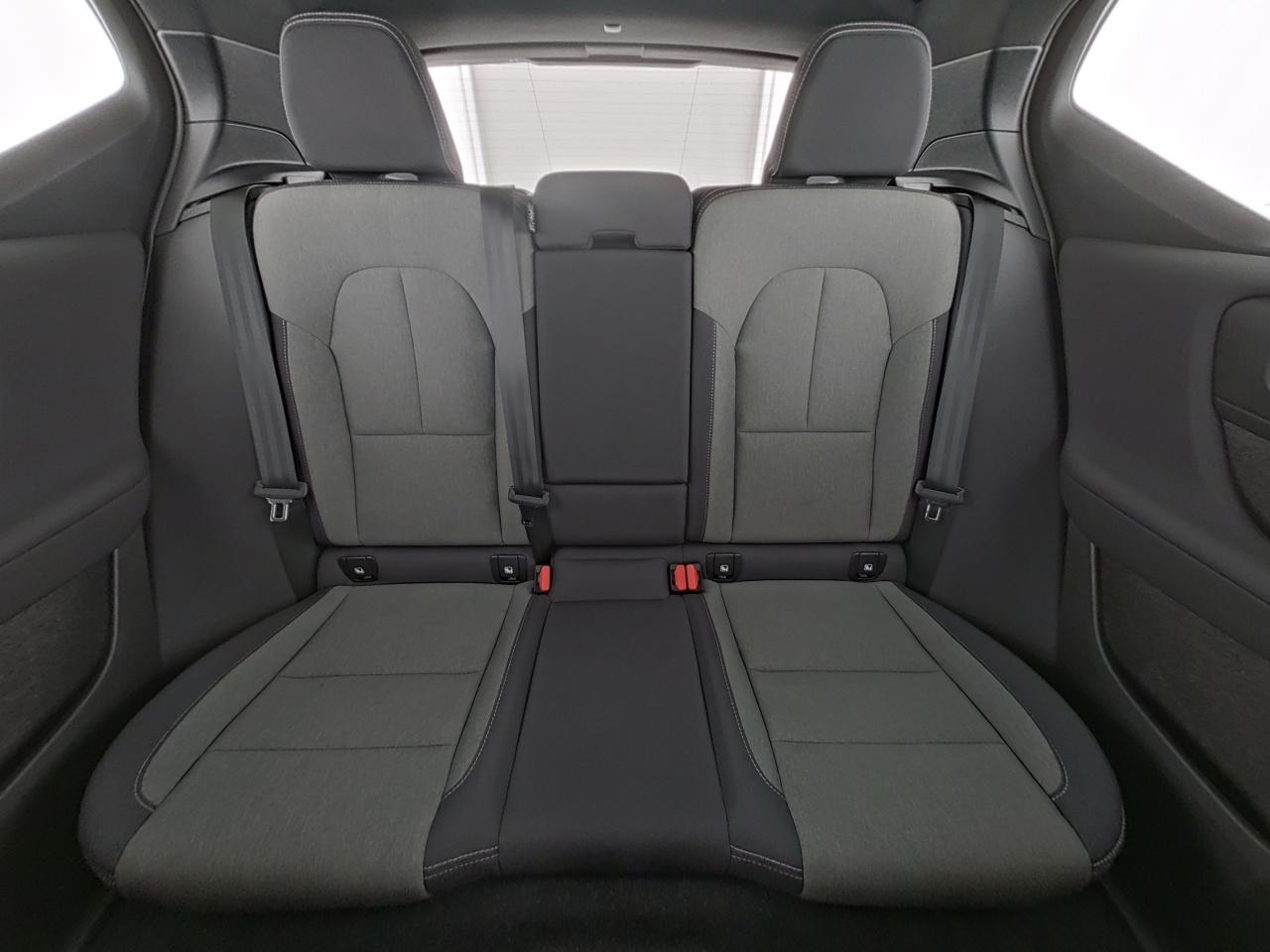 Volvo  XC 40