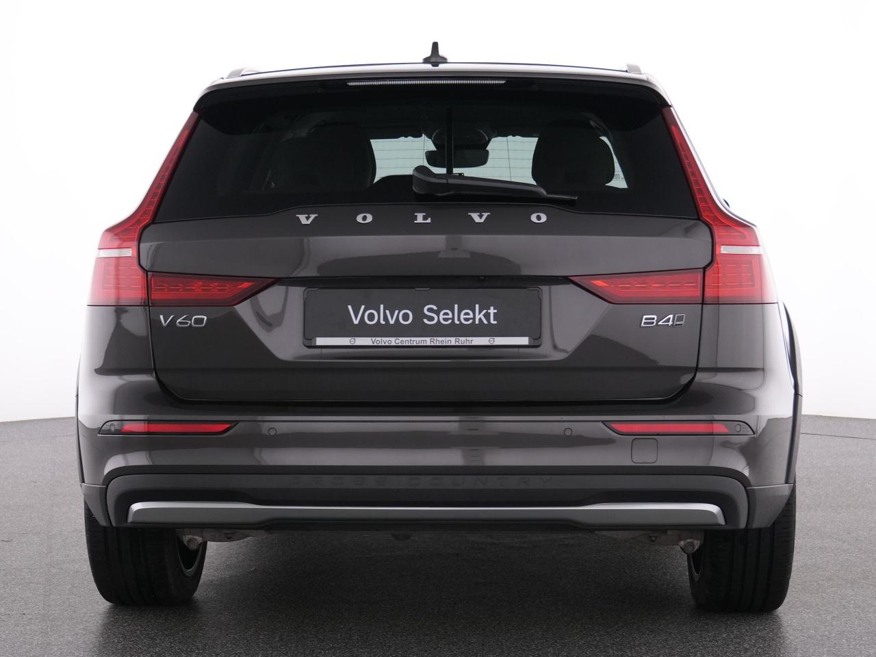 Volvo  CC