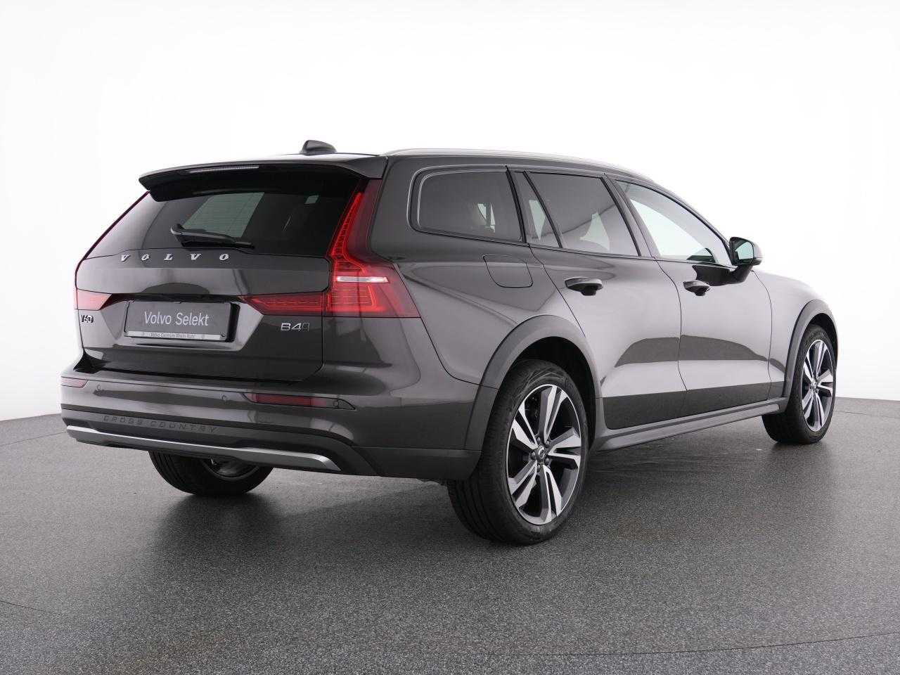 Volvo  CC