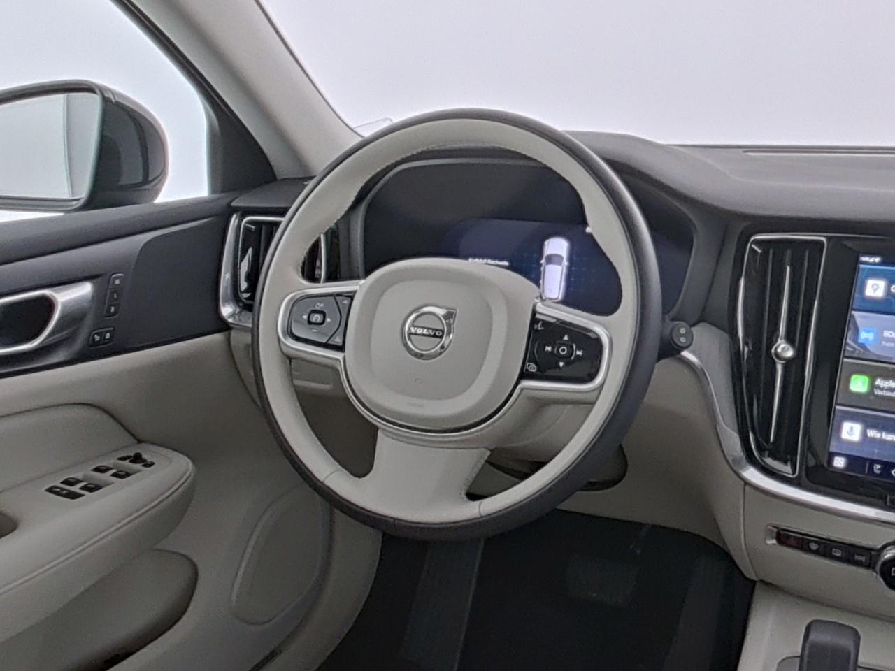 Volvo  CC