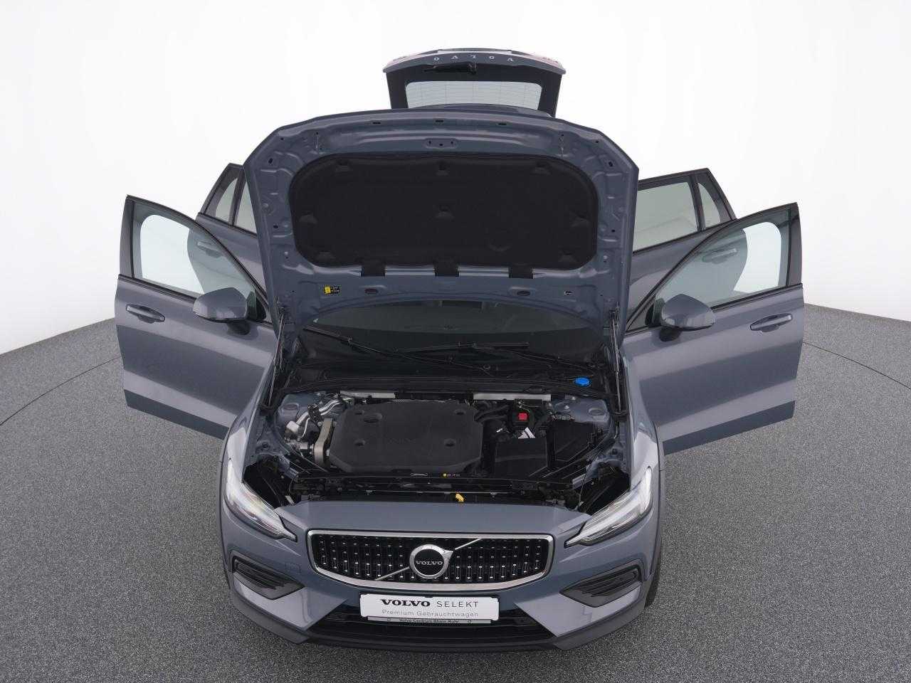Volvo  CC