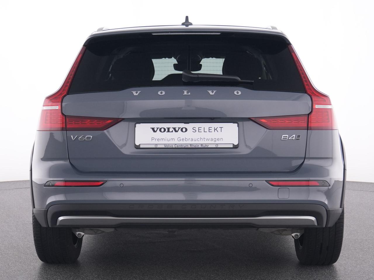 Volvo  CC