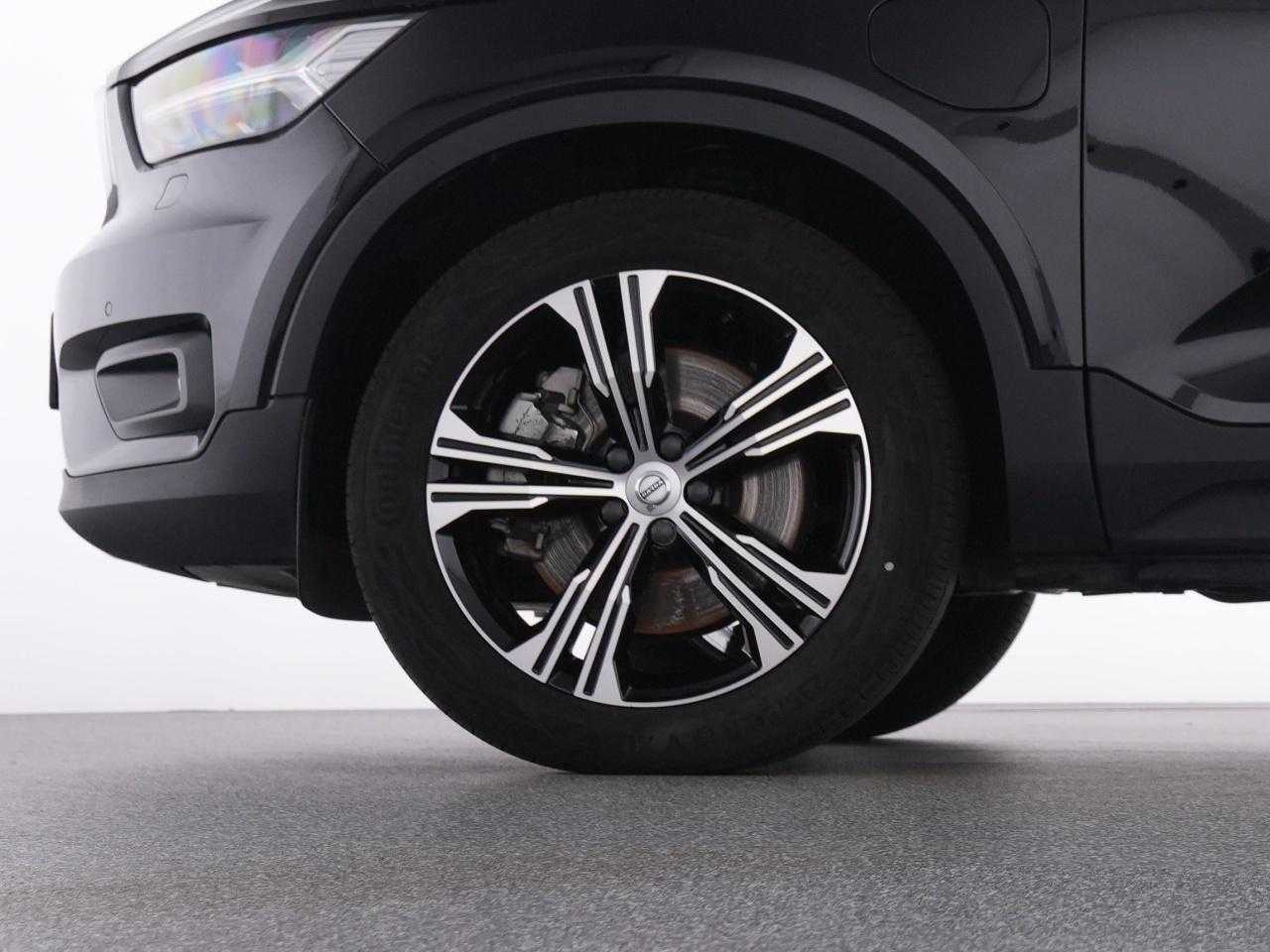 Volvo  XC 40