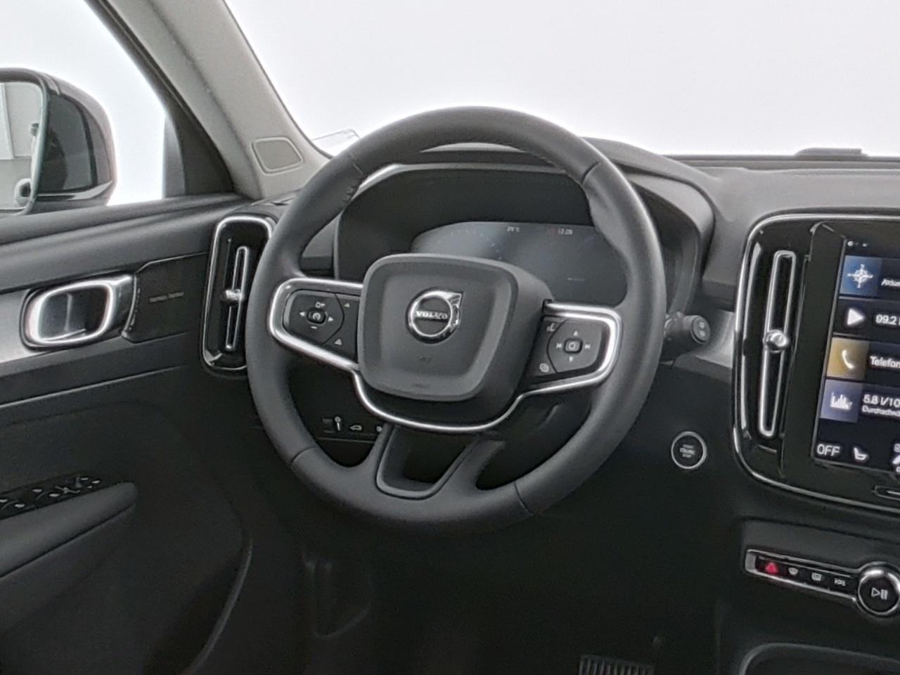 Volvo  XC 40
