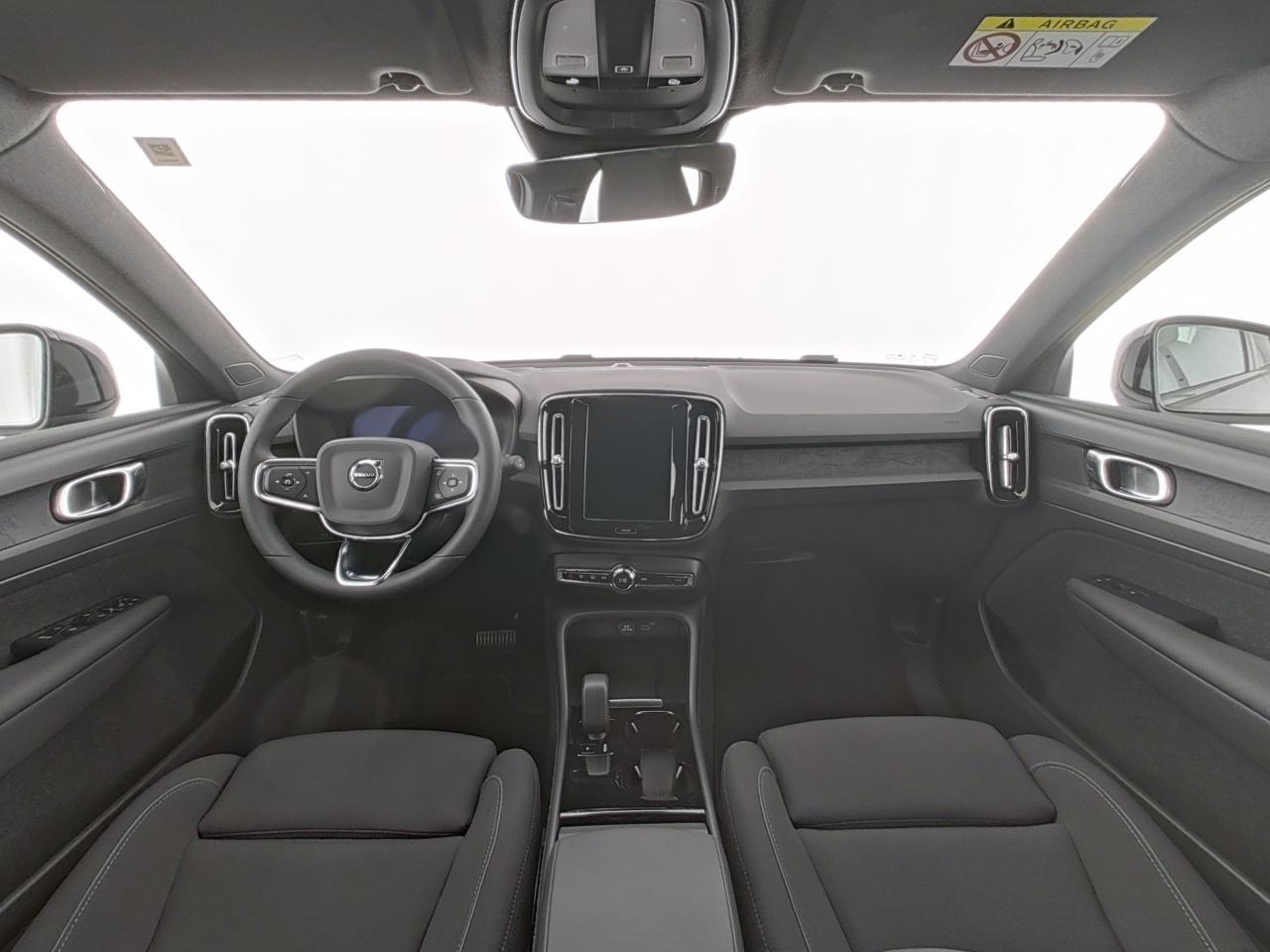 Volvo  XC 40