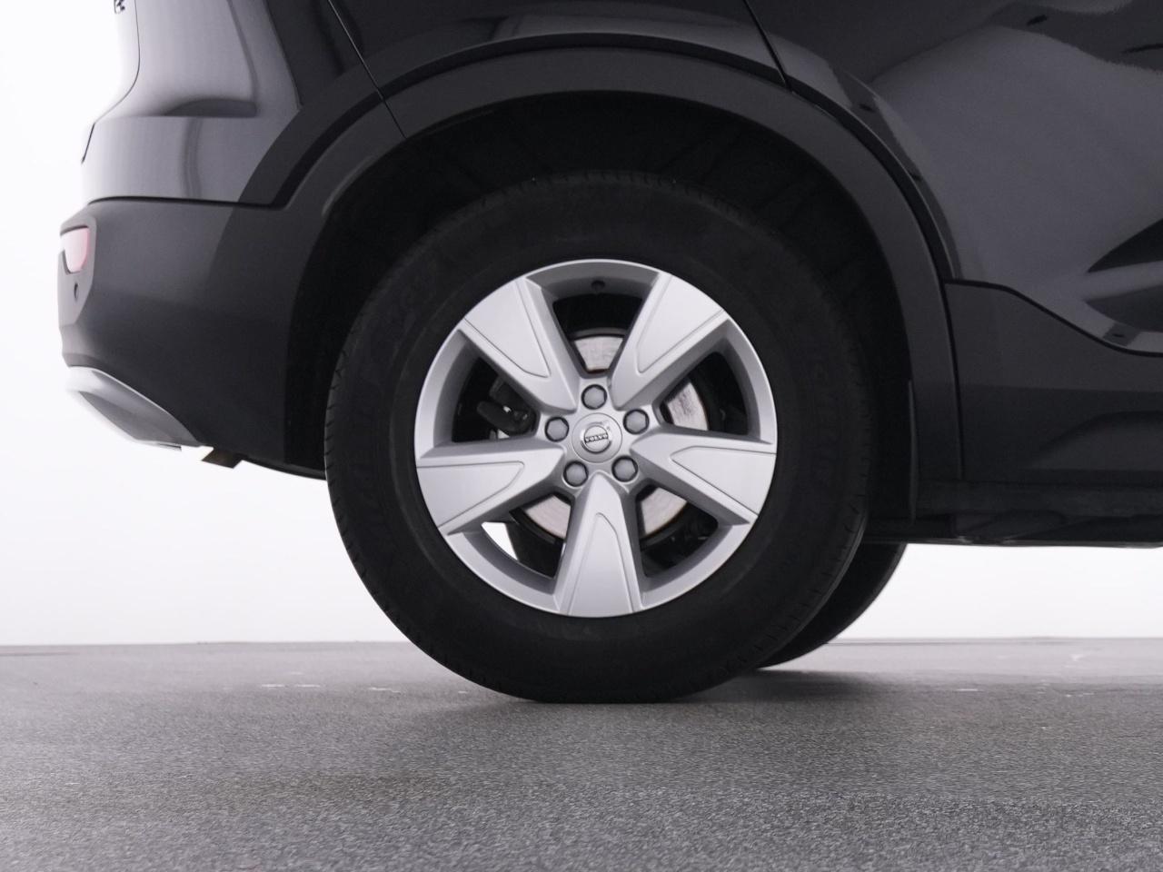 Volvo  XC 40
