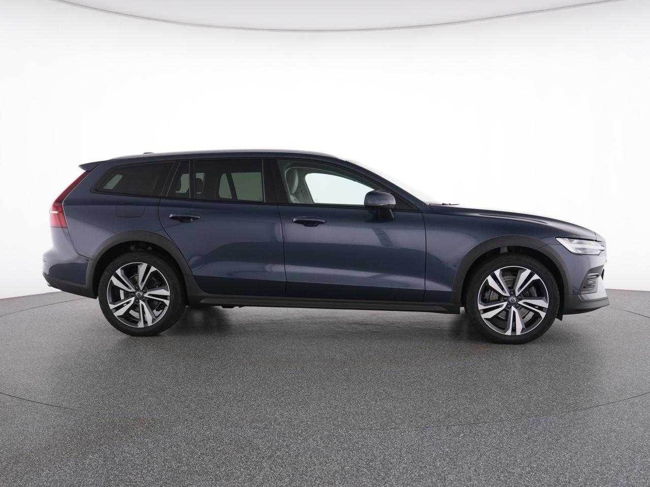 Volvo  CC
