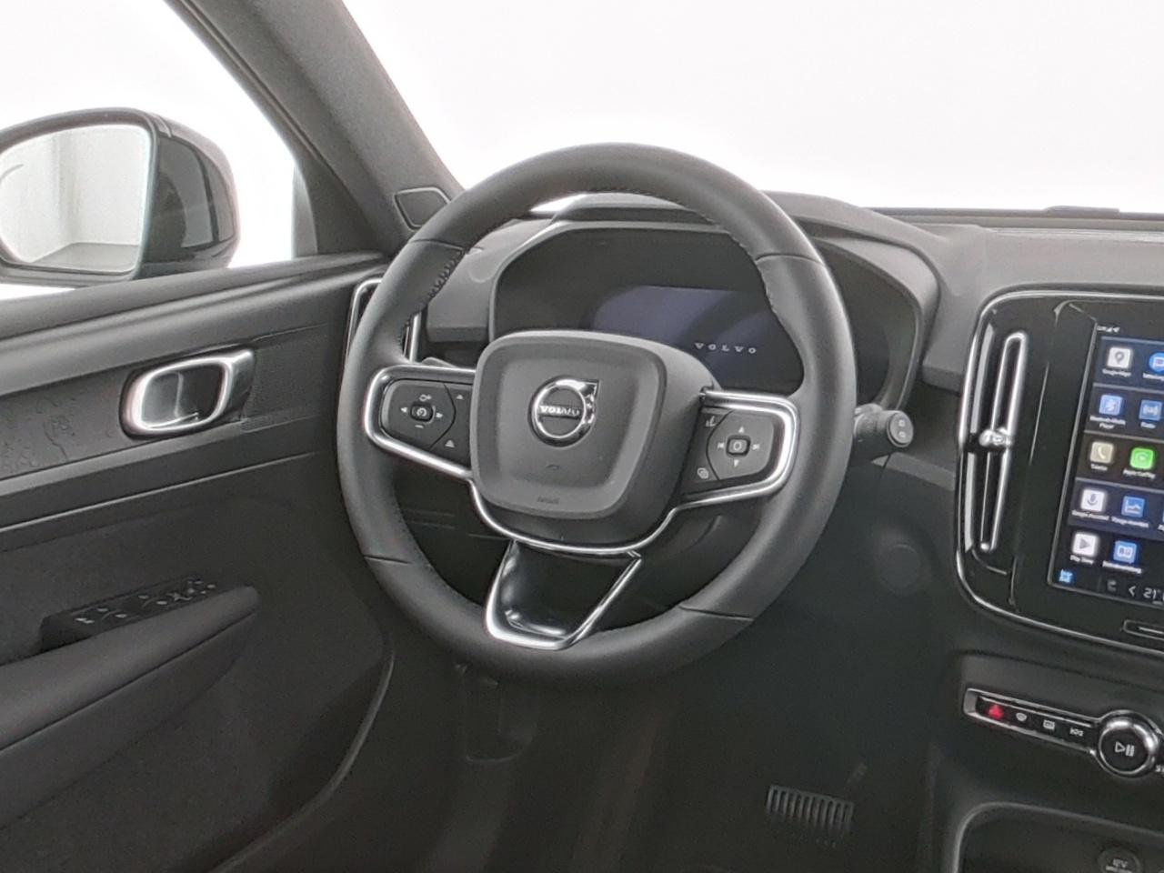 Volvo  XC 40