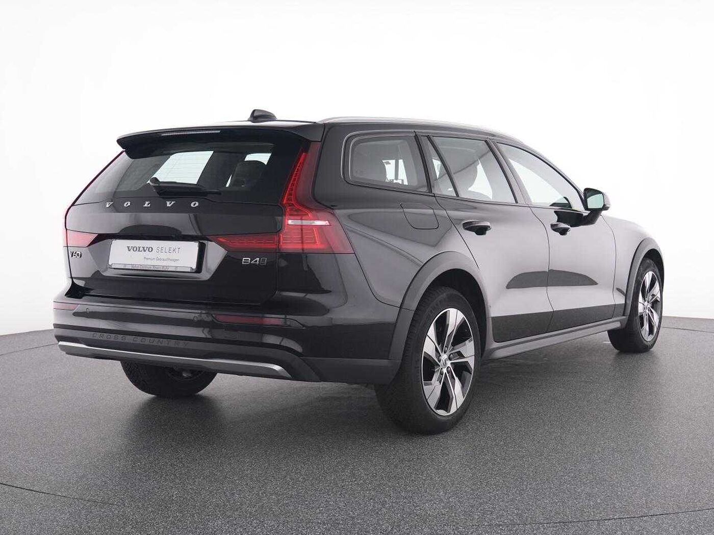 Volvo  CC