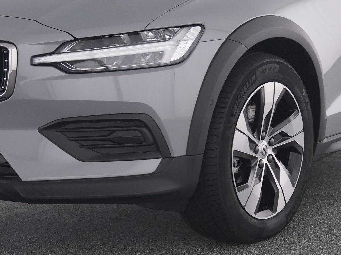 Volvo  CC