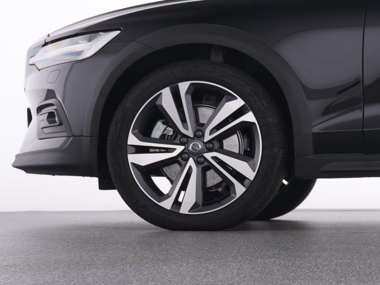 Volvo  CC