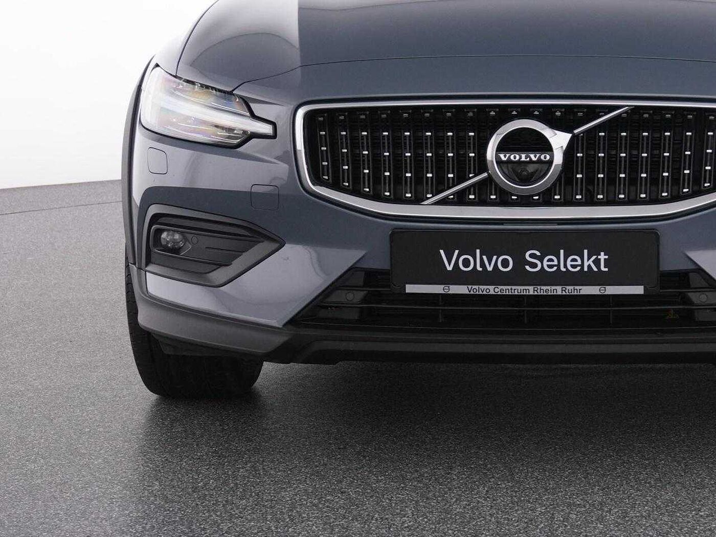 Volvo  CC