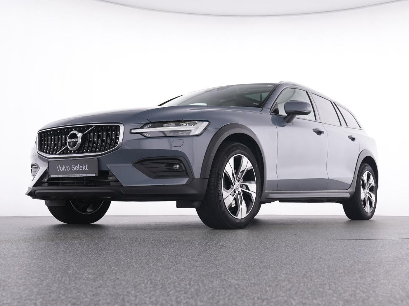Volvo  CC