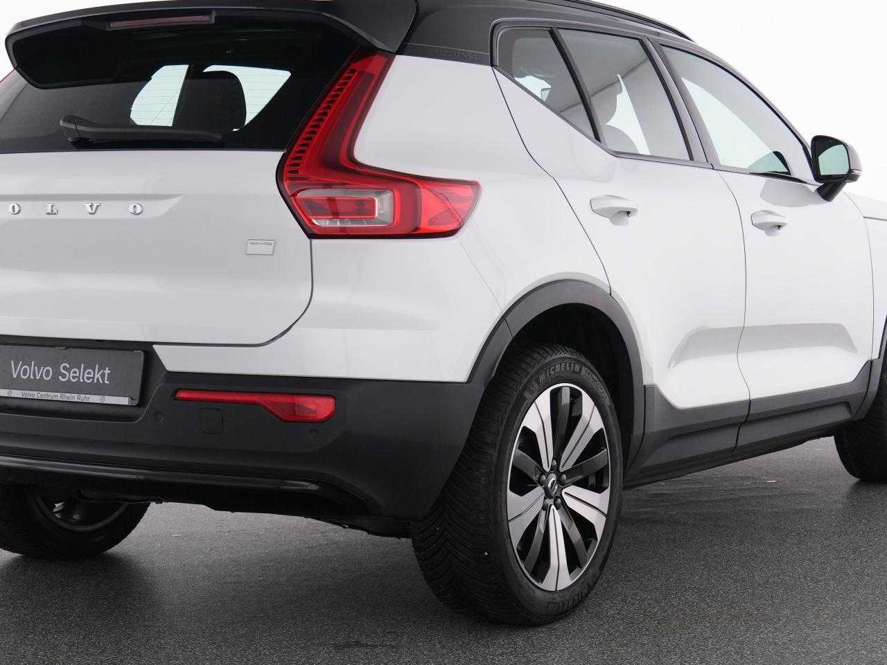 Volvo  XC 40