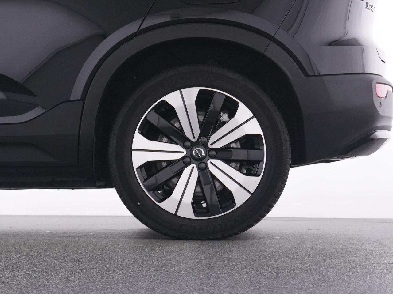 Volvo  XC 40
