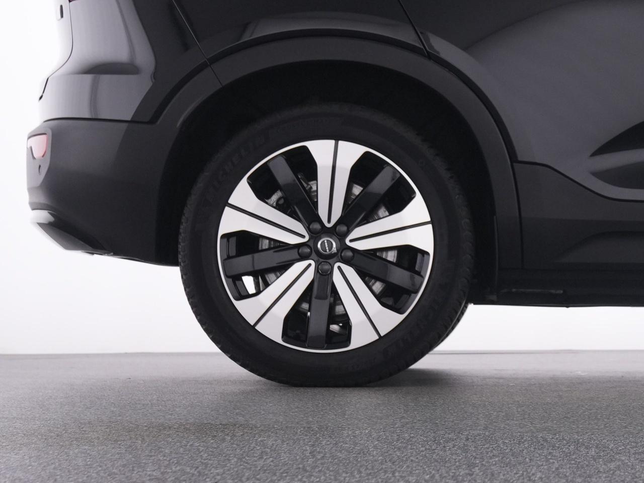 Volvo  XC 40