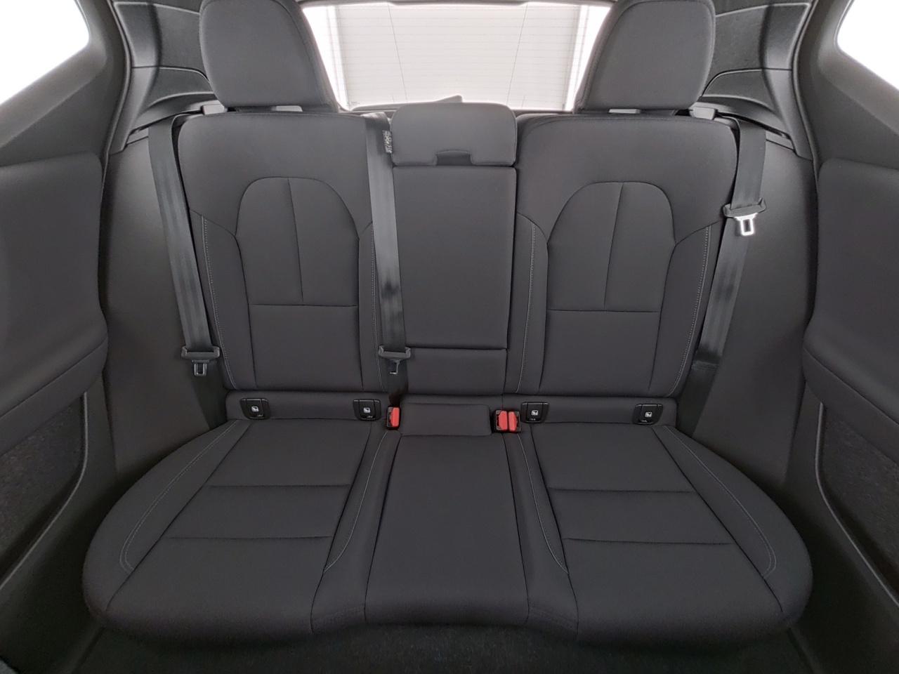 Volvo  XC 40