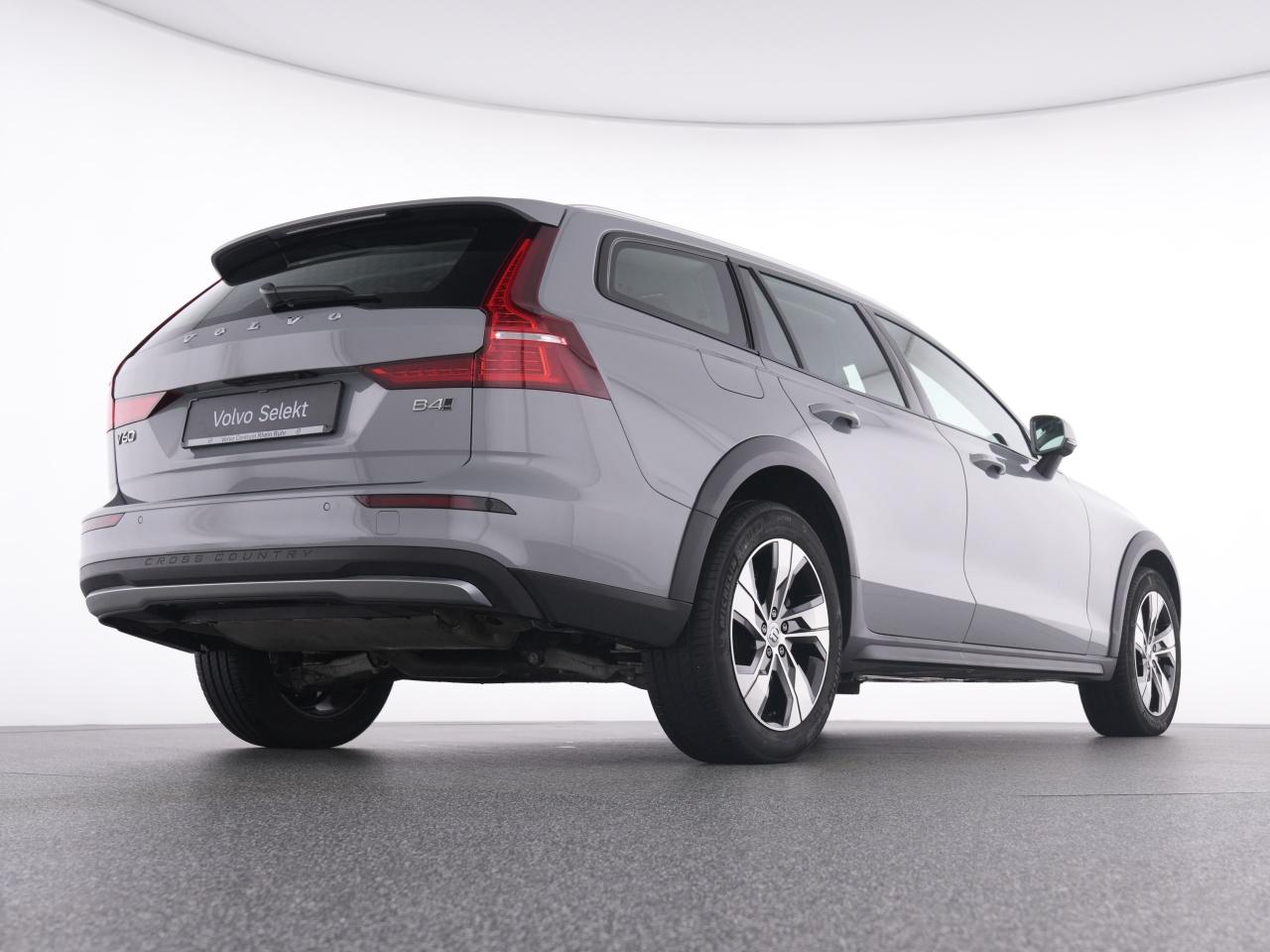 Volvo  CC