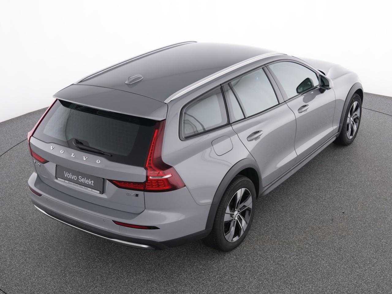 Volvo  CC