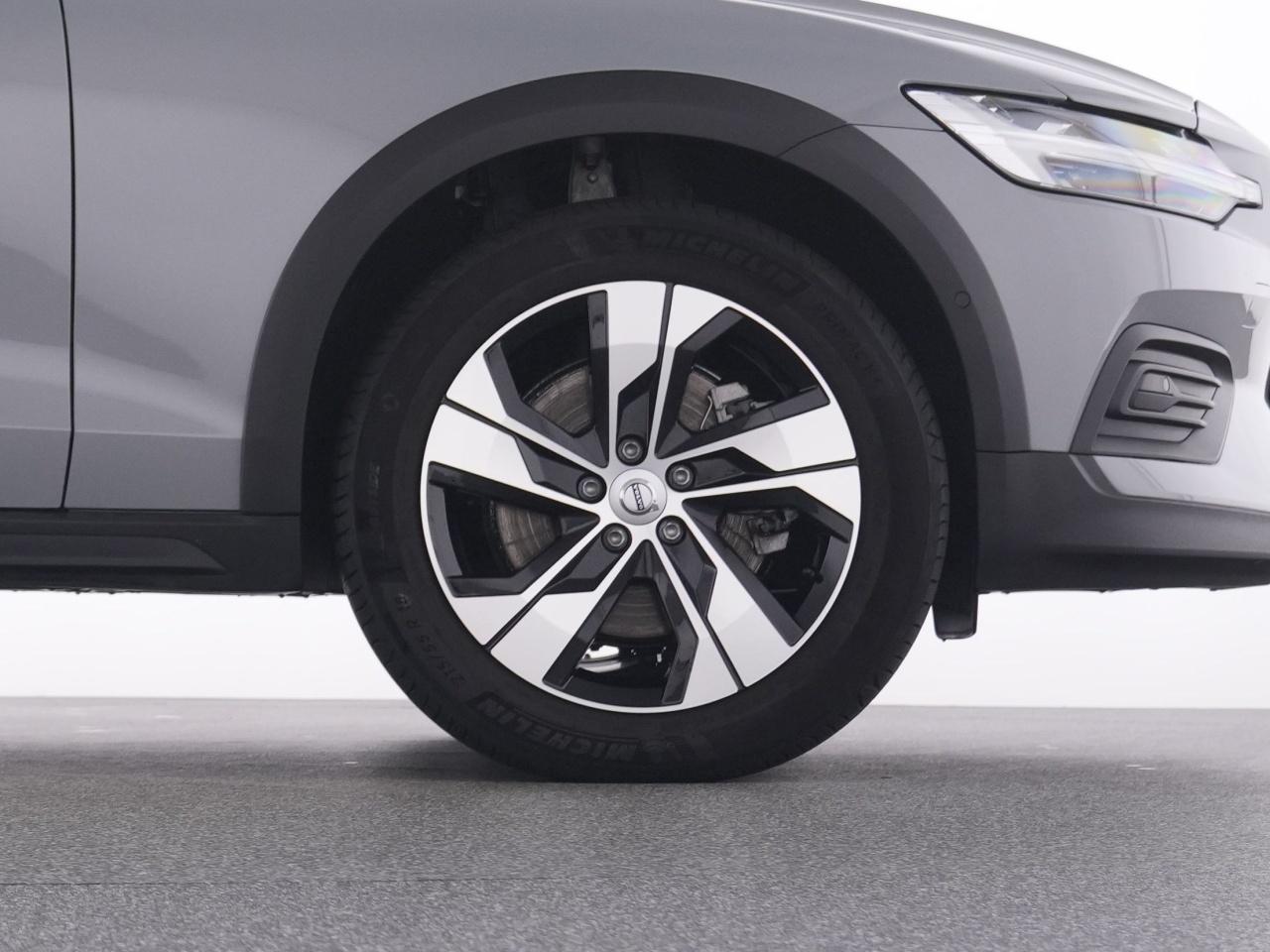 Volvo  CC