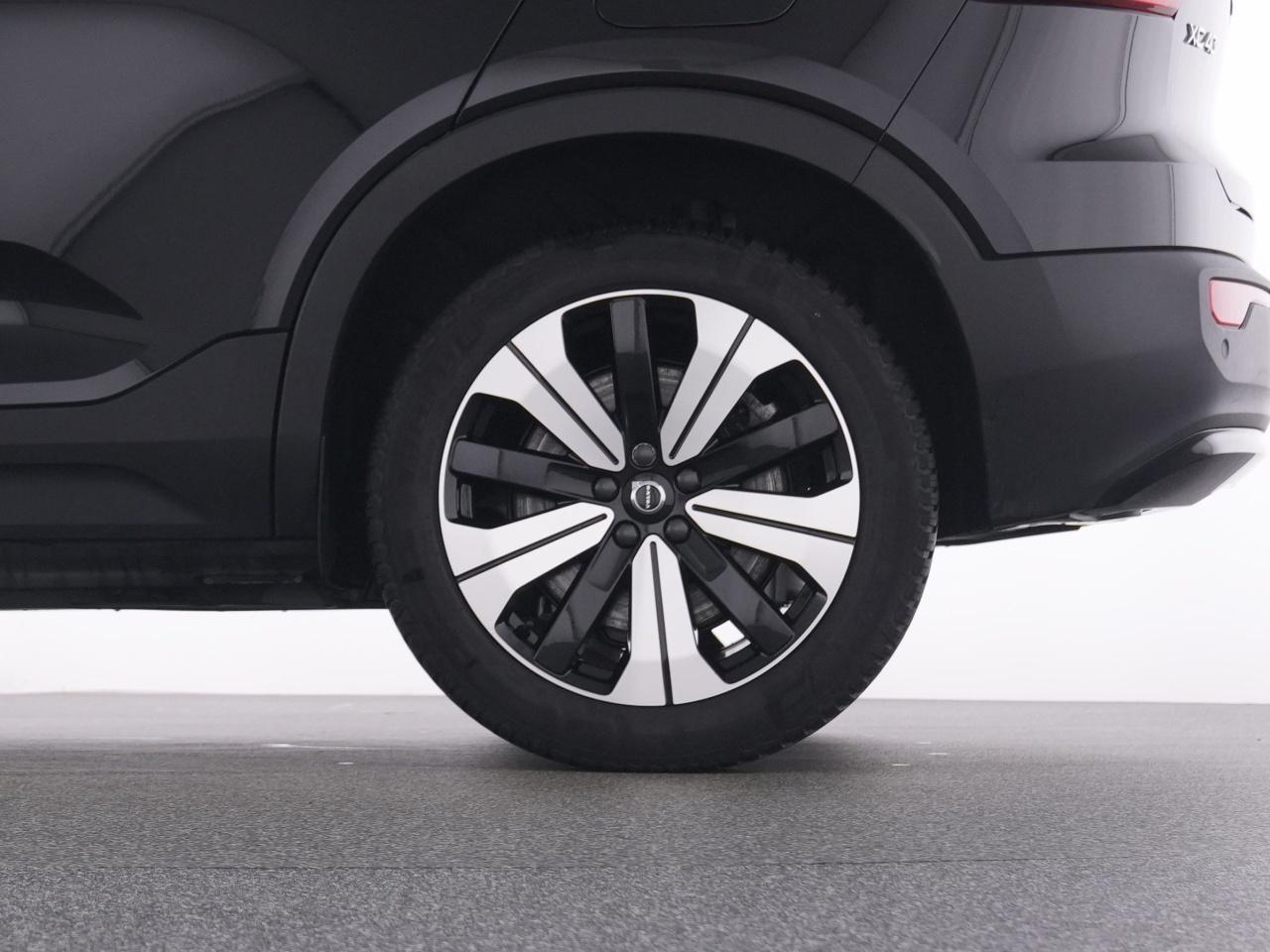 Volvo  XC 40