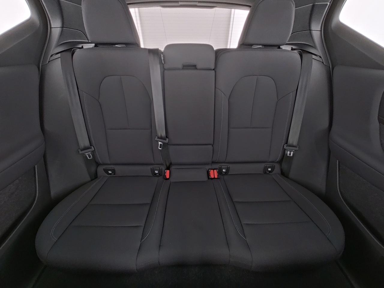 Volvo  XC 40