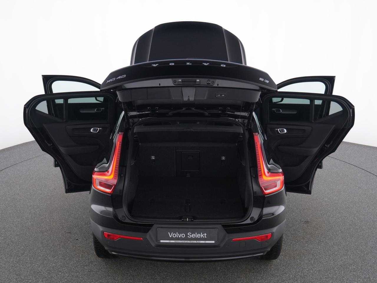 Volvo  XC 40