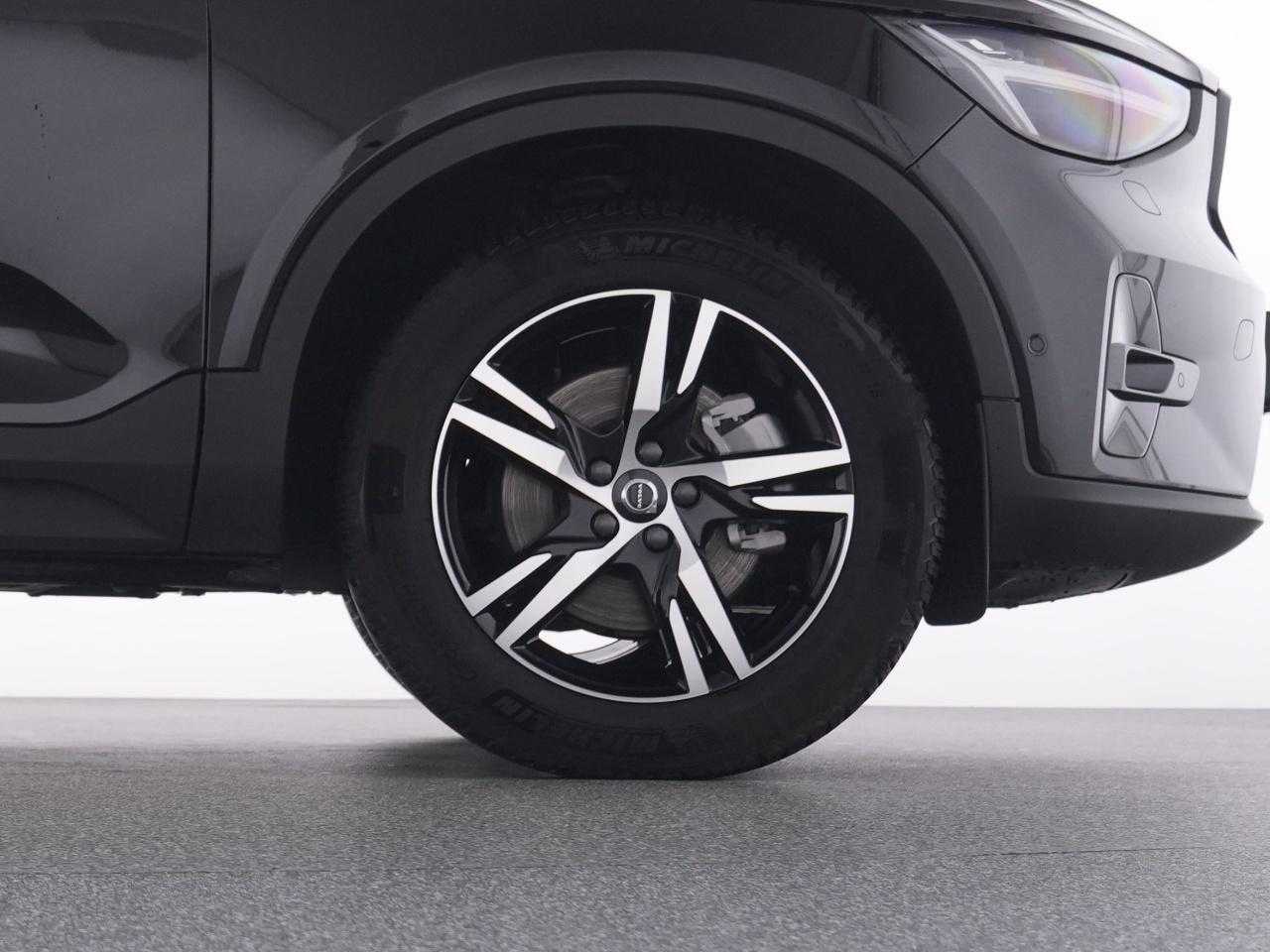 Volvo  XC 40