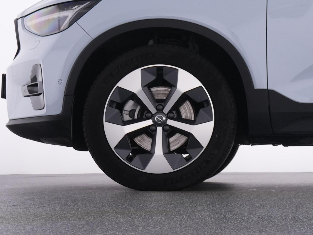 Volvo  XC 40